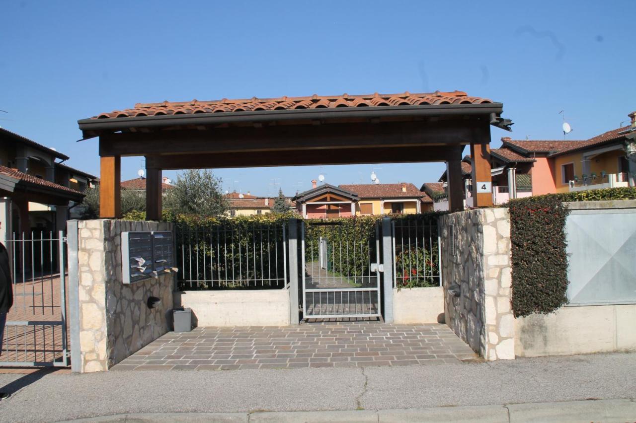 Casa Vacanze Da Riki Appartamento 1 Peschiera del Garda Zewnętrze zdjęcie